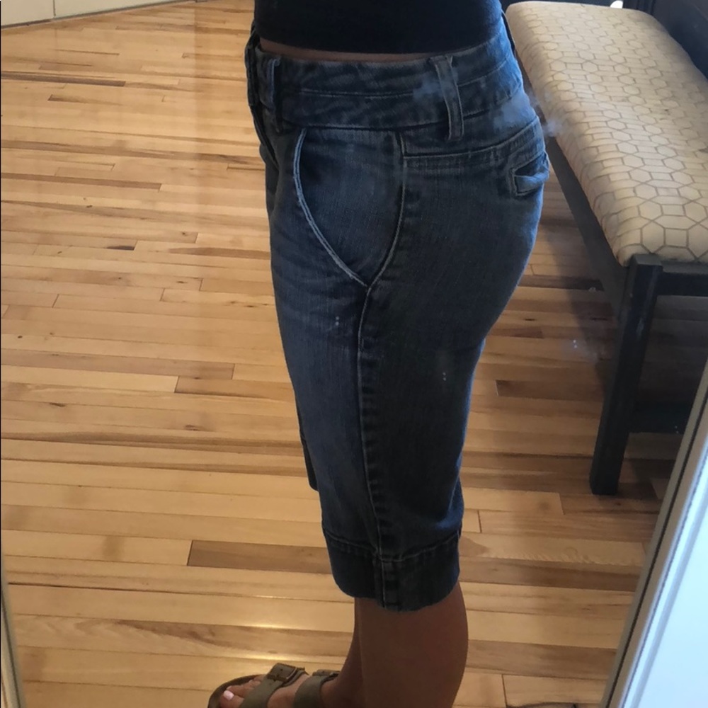 Jean Refuge capris